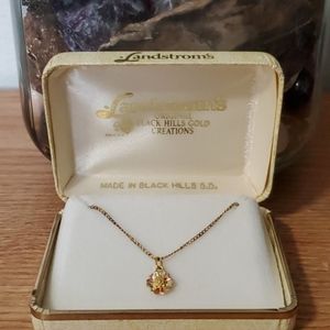 Flower Necklace Black Hills Gold